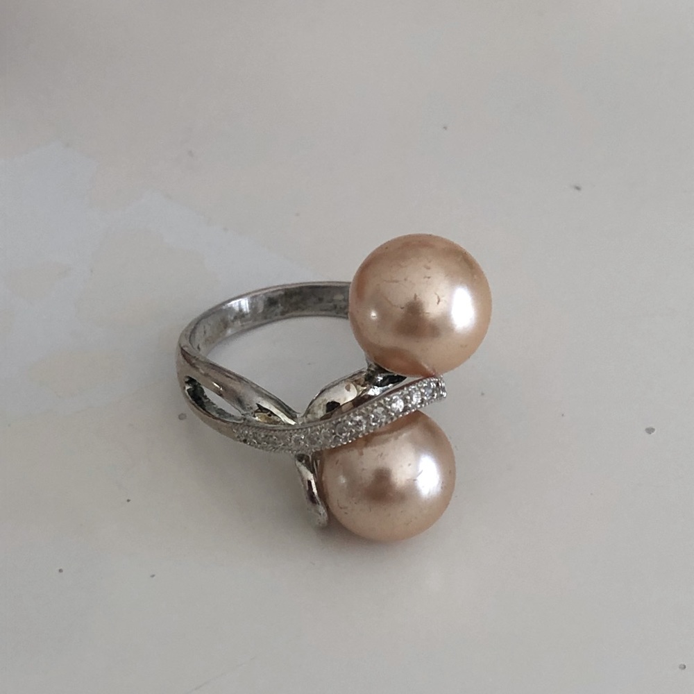 Sterling silver faux Pearl ring, size 11.5
